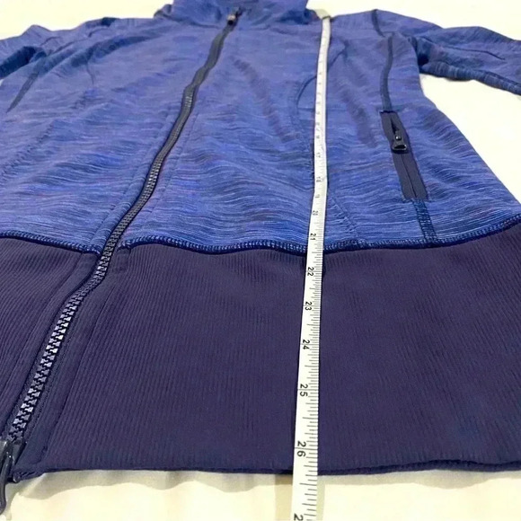 Lululemon Size  6 Luon Nice Asana Jacket Wee Are From Space Cadet Blue - Picture 7 of 11